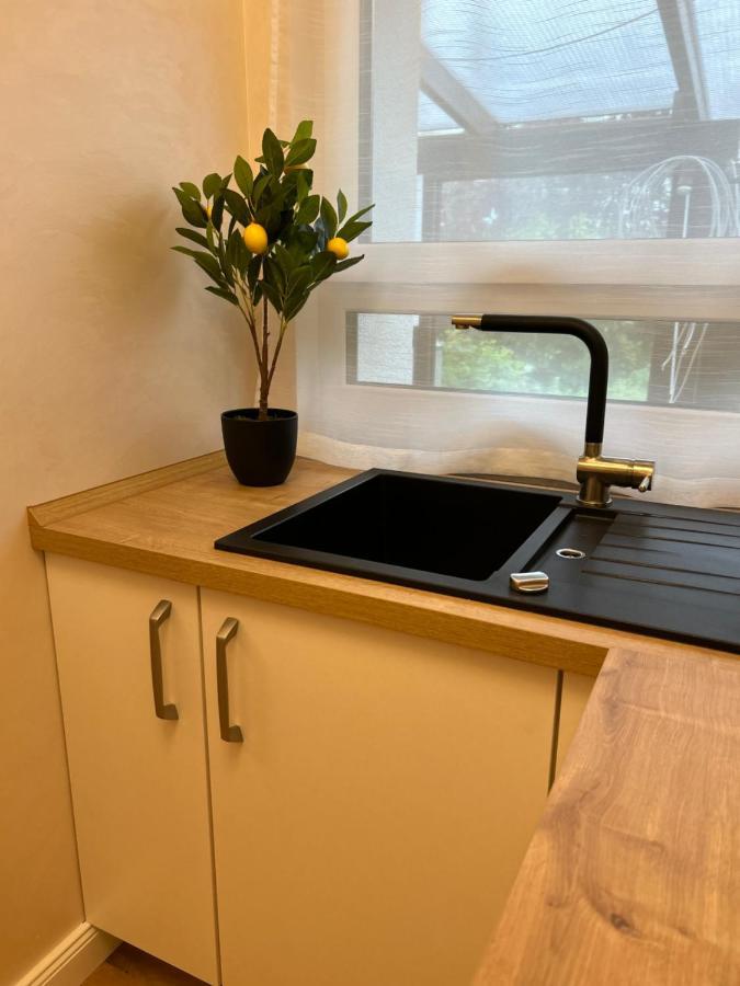 Fewo By Hd Mit Parkplatz, Wallbox, Wintergarten Bad Salzuflen Exterior foto